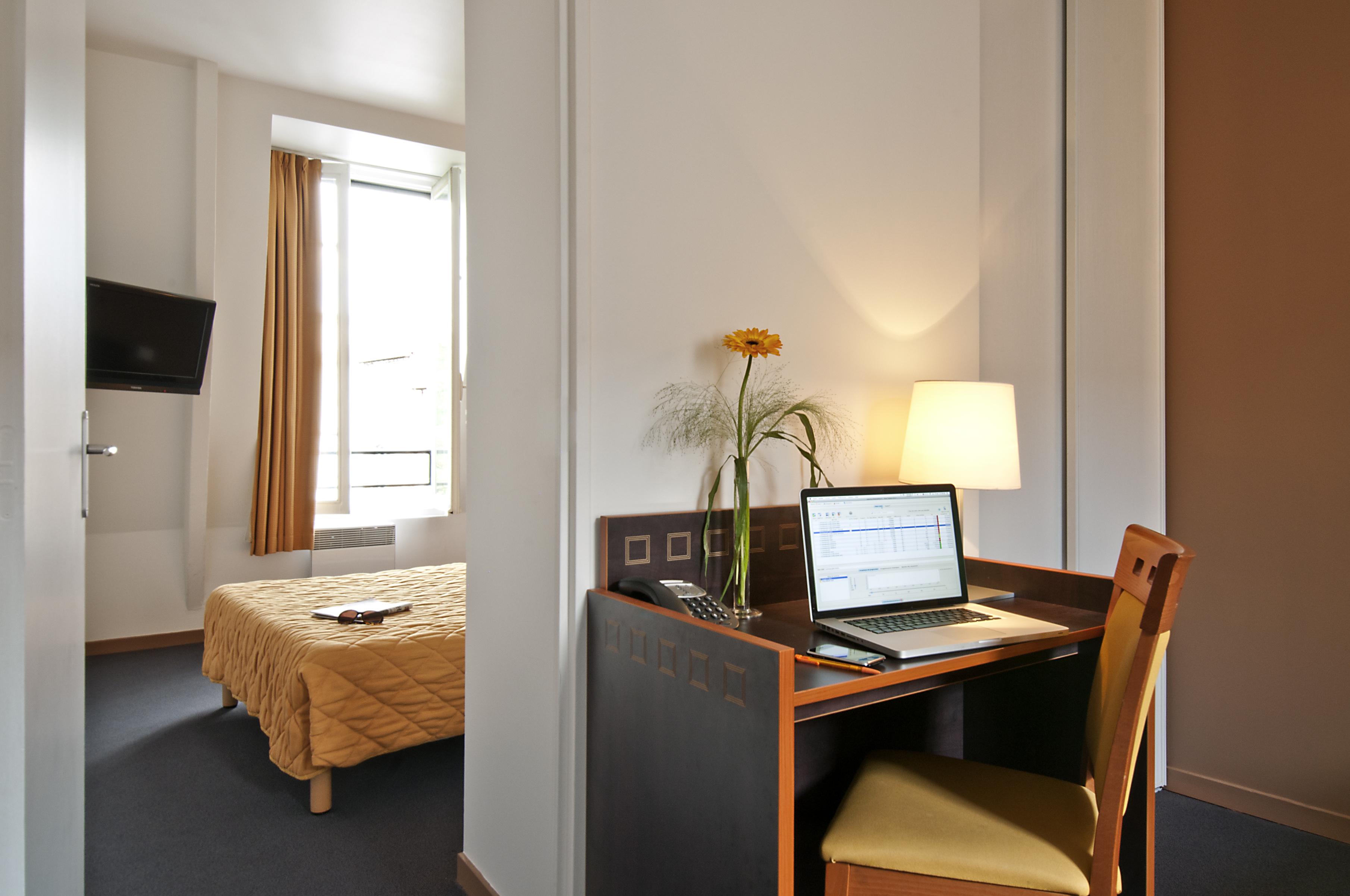 Adagio Access Philippe Auguste Aparthotel Parigi
