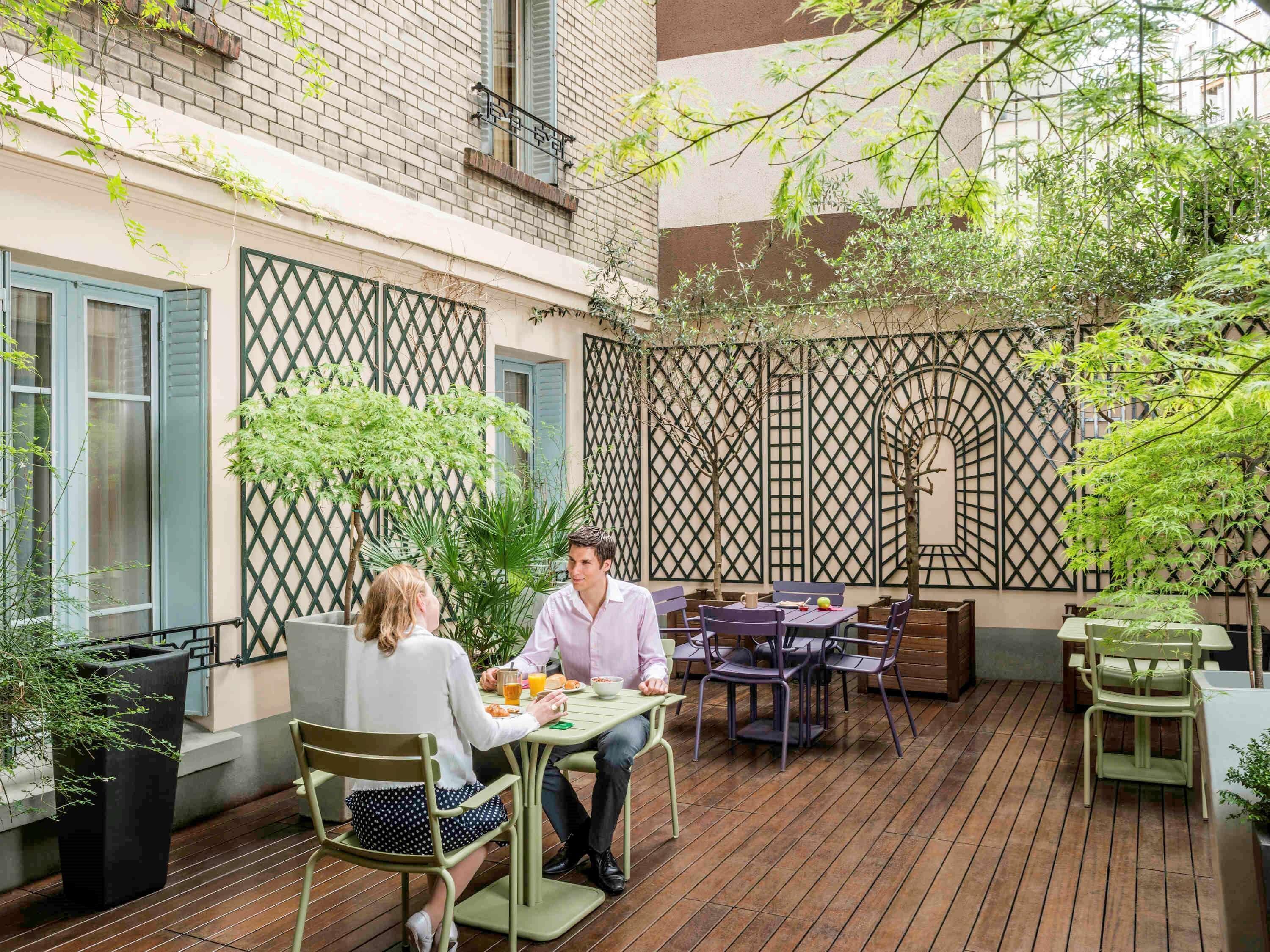 Adagio Access Philippe Auguste Aparthotel 2*