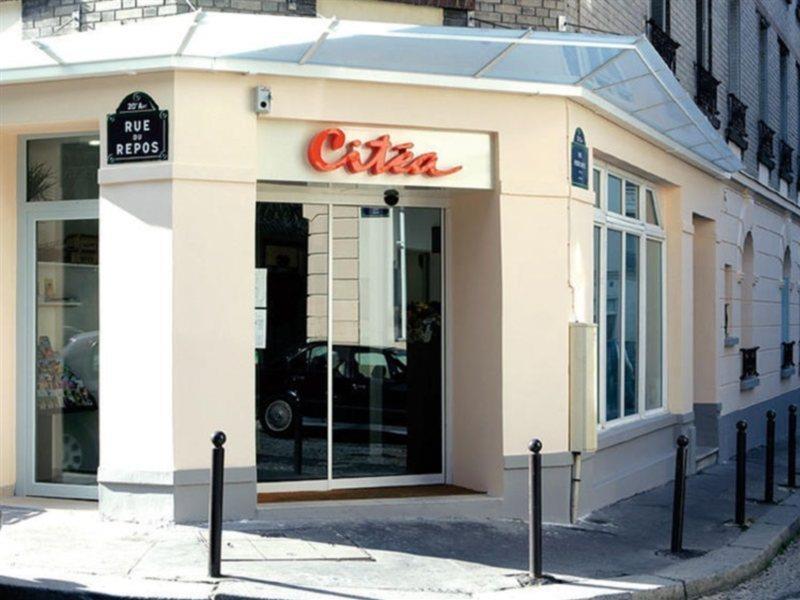 Adagio Access Philippe Auguste 2* Paris